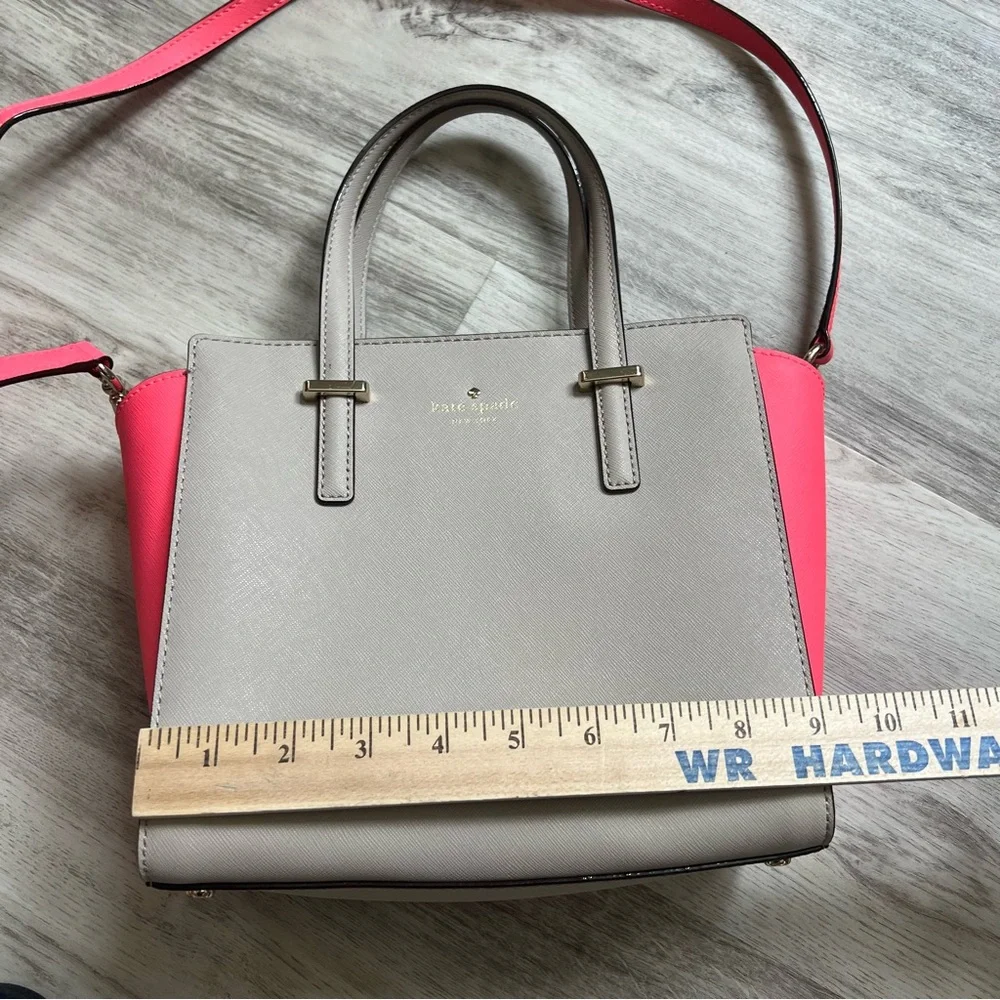 Kate Spade New York Gray and Pink small Hayden bag